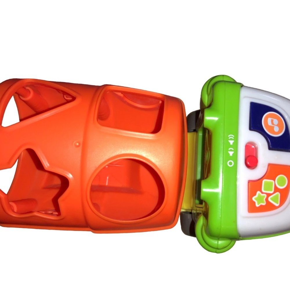 Fisher Price Sort And Spill Learning Truck with  Sounds, Songs, & Phrases - Picture 10 of 11